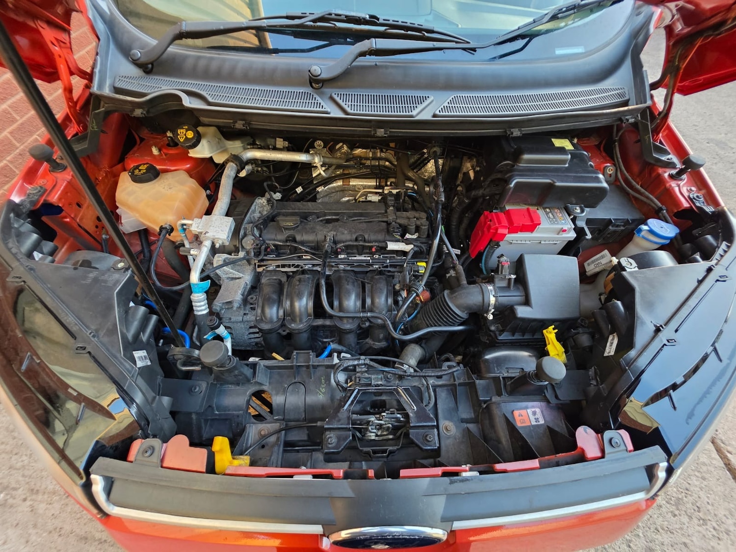 Used Ford Ecosport 2016 for sale - 76397270: Photo 12