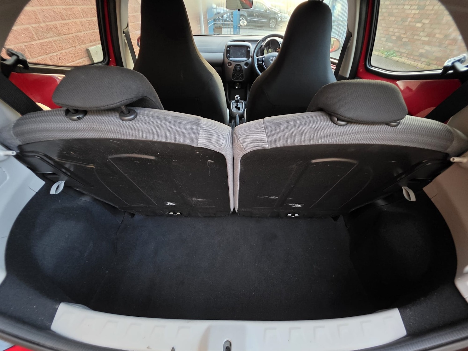 Used Toyota AYGO 2019 for sale - 76968951: Photo 12