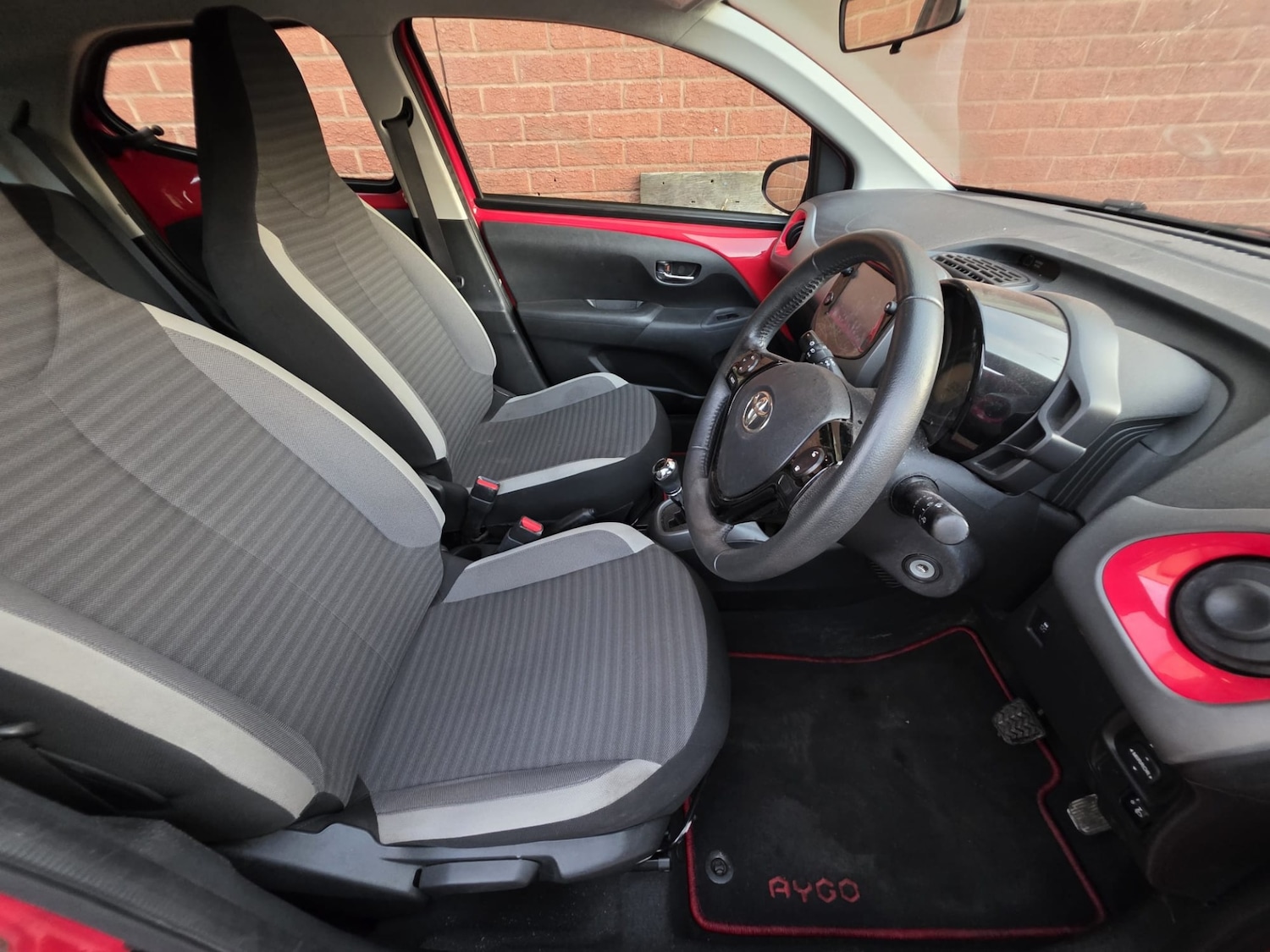 Used Toyota AYGO 2019 for sale - 76968951: Photo 7