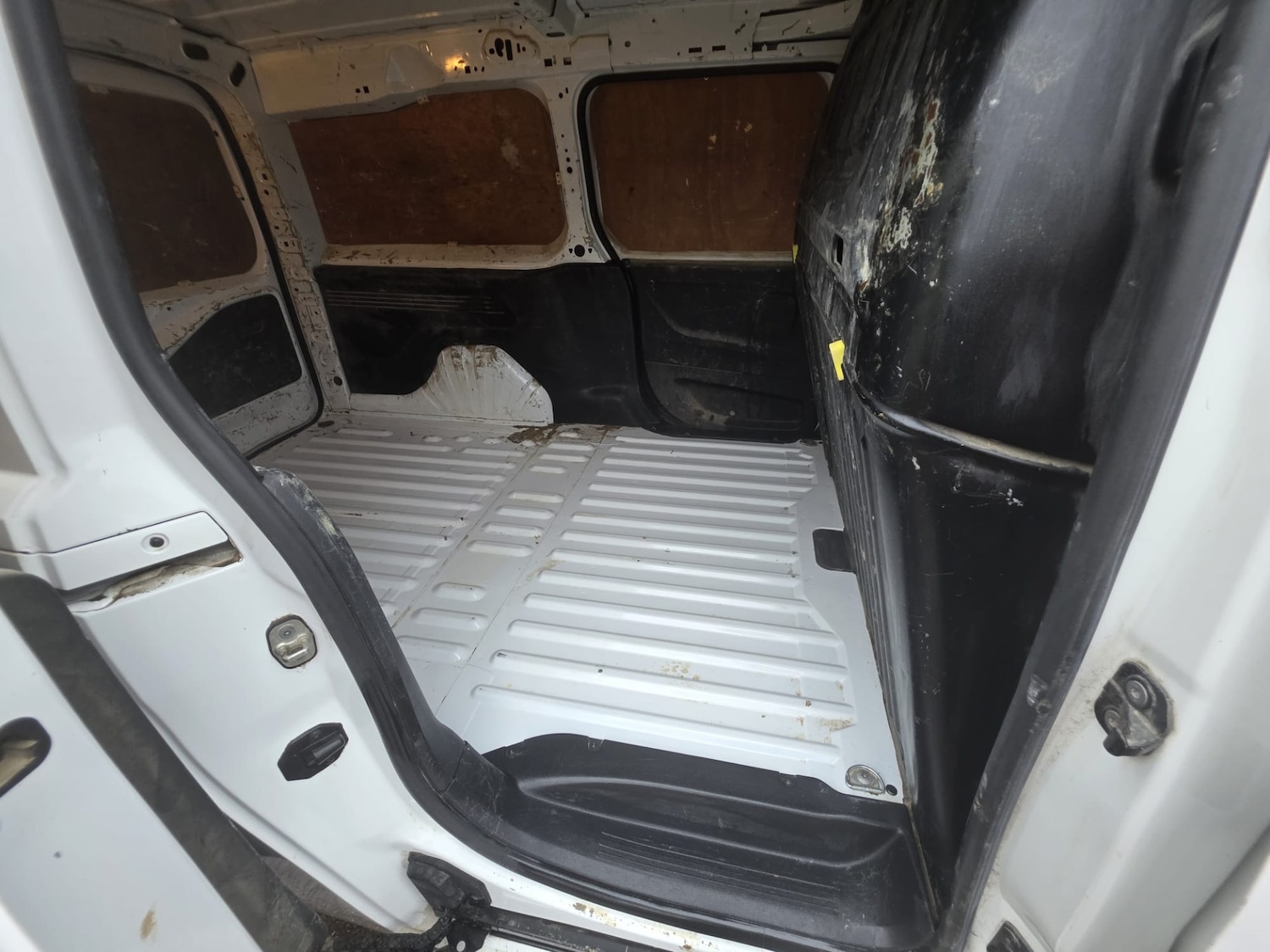 Used Peugeot Partner 2019 for sale - 76594517: Photo 11