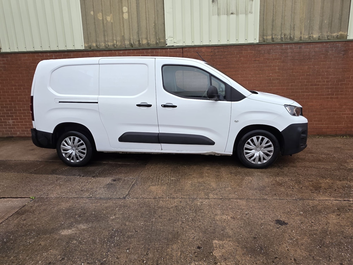 Used Peugeot Partner 2019 for sale - 76594517: Photo 6