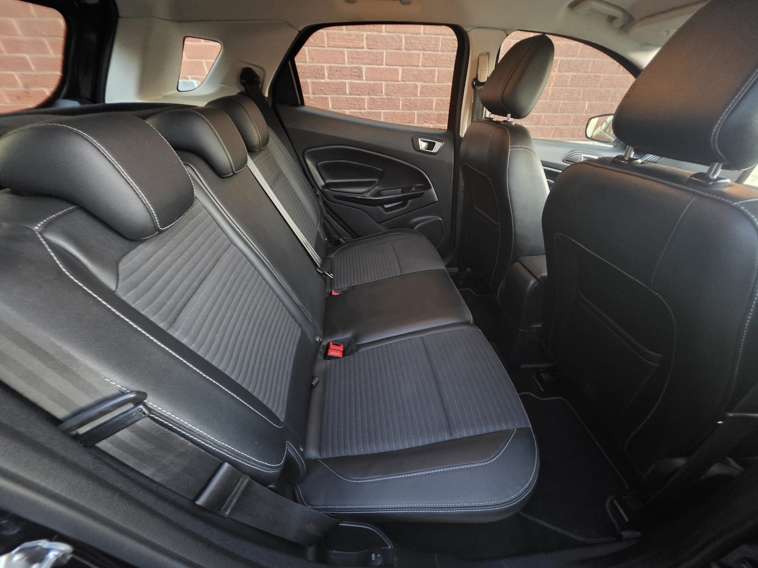 Used Ford Ecosport 2018 for sale - 76662108: Photo 15