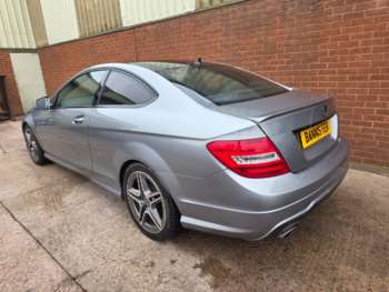 Used Mercedes-Benz C-Class 2015 for sale - 74117019: Photo