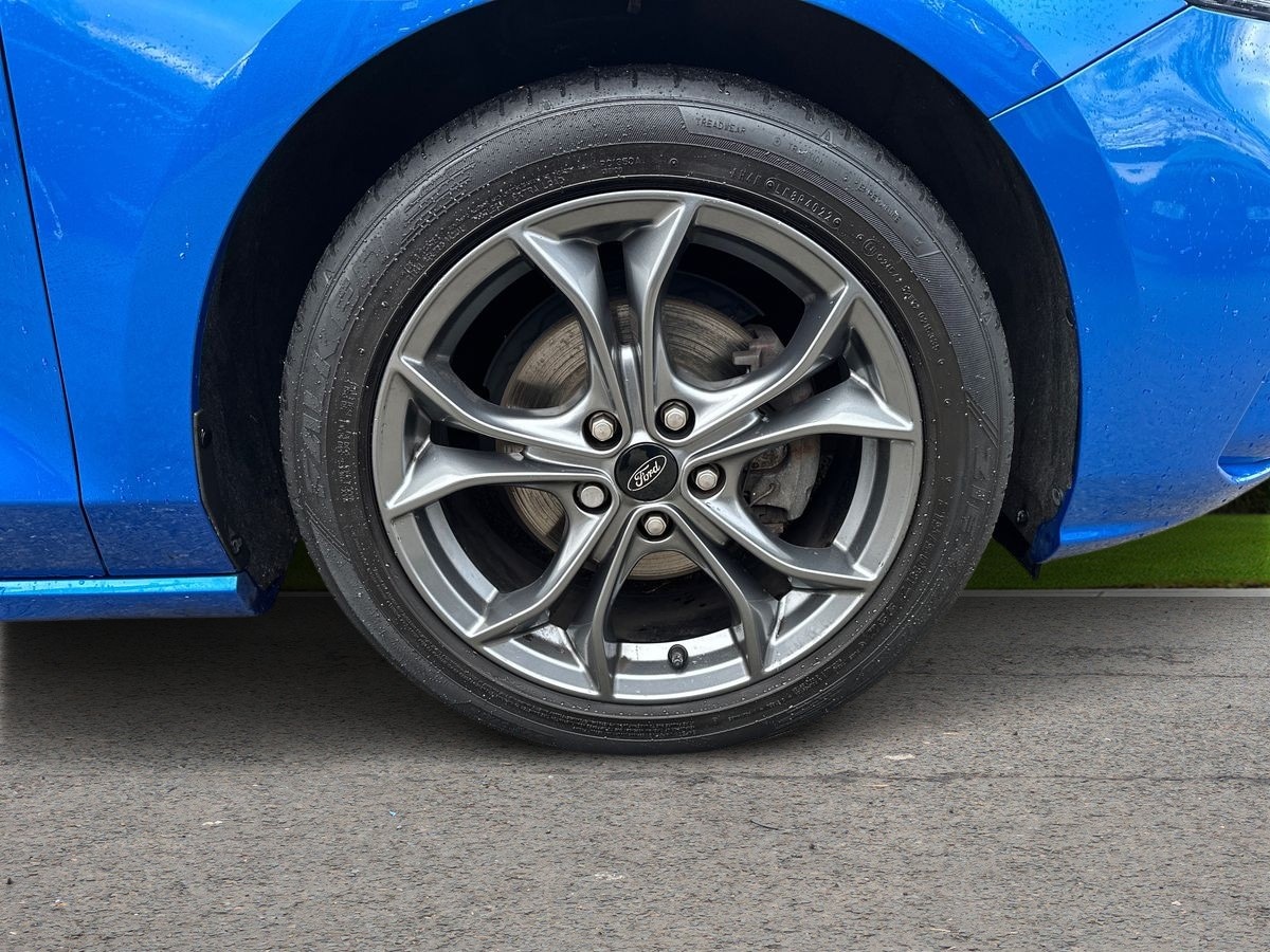 Used Ford Focus 2019 for sale - 76948351: Photo 9