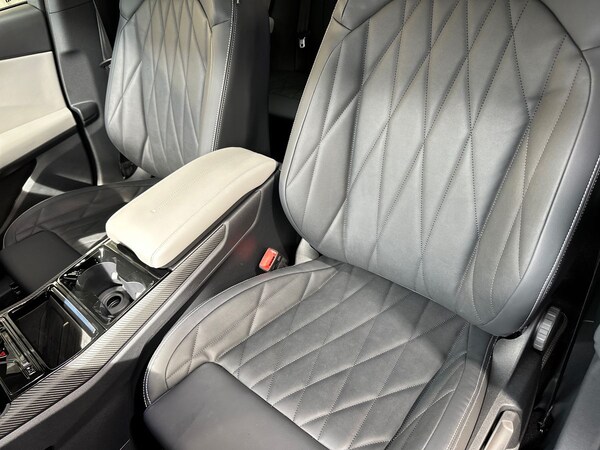 Used Ford Explorer 2025 for sale - 75569616: Photo 13
