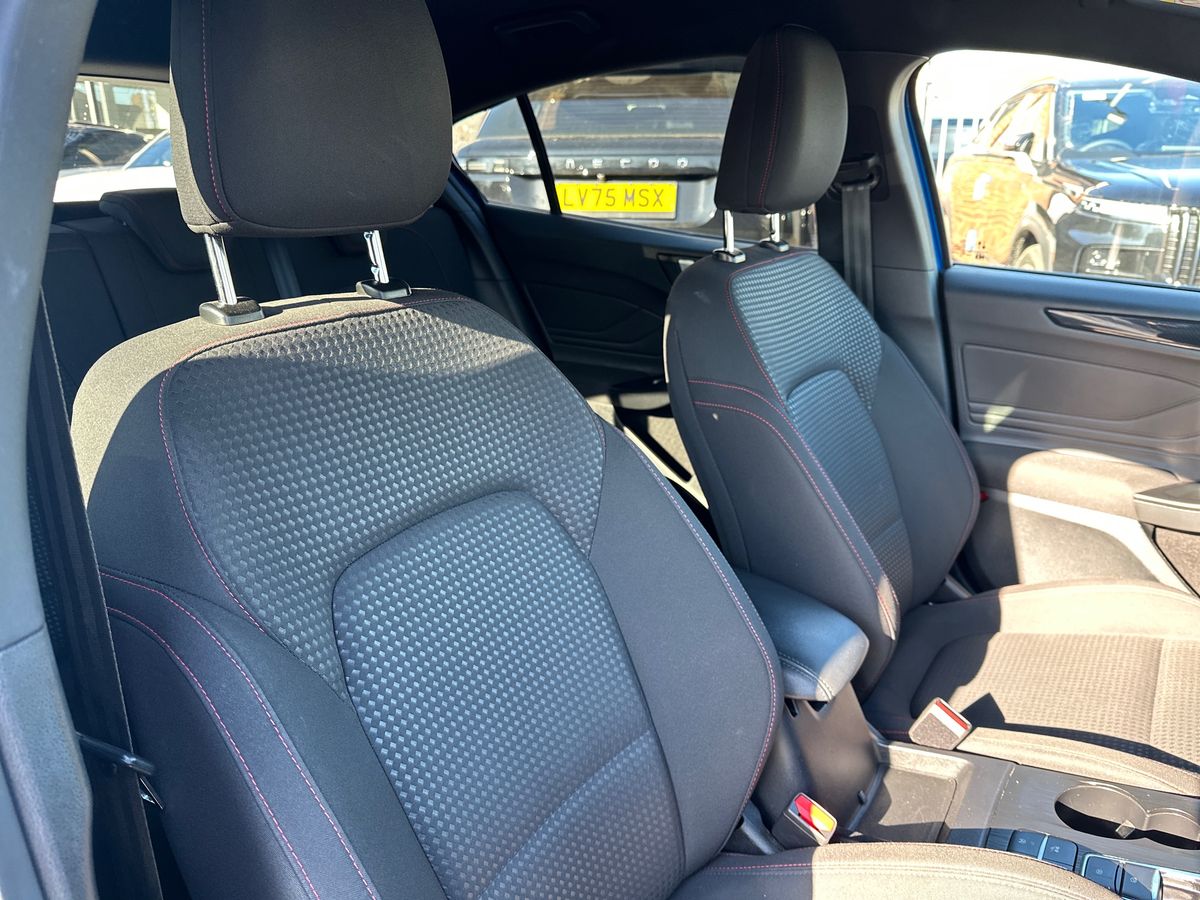 Used Ford Focus 2020 for sale - 78152490: Photo 12