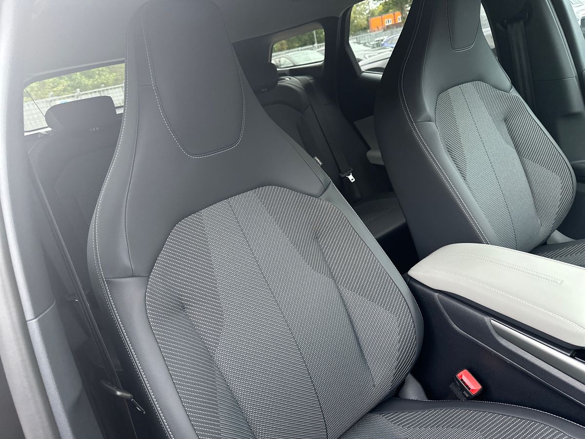 Used Ford Explorer 2025 for sale - 78055329: Photo 12