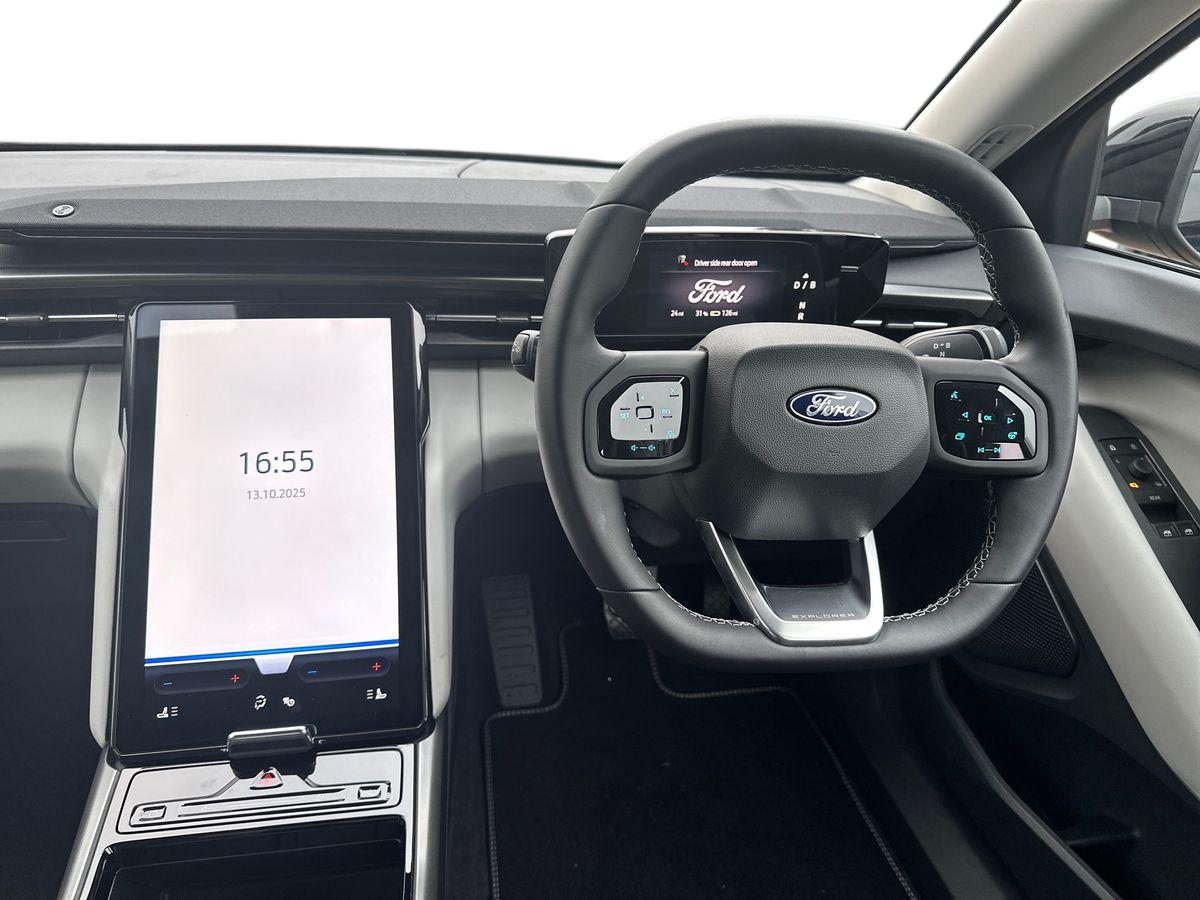 Used Ford Explorer 2025 for sale - 78055329: Photo 16