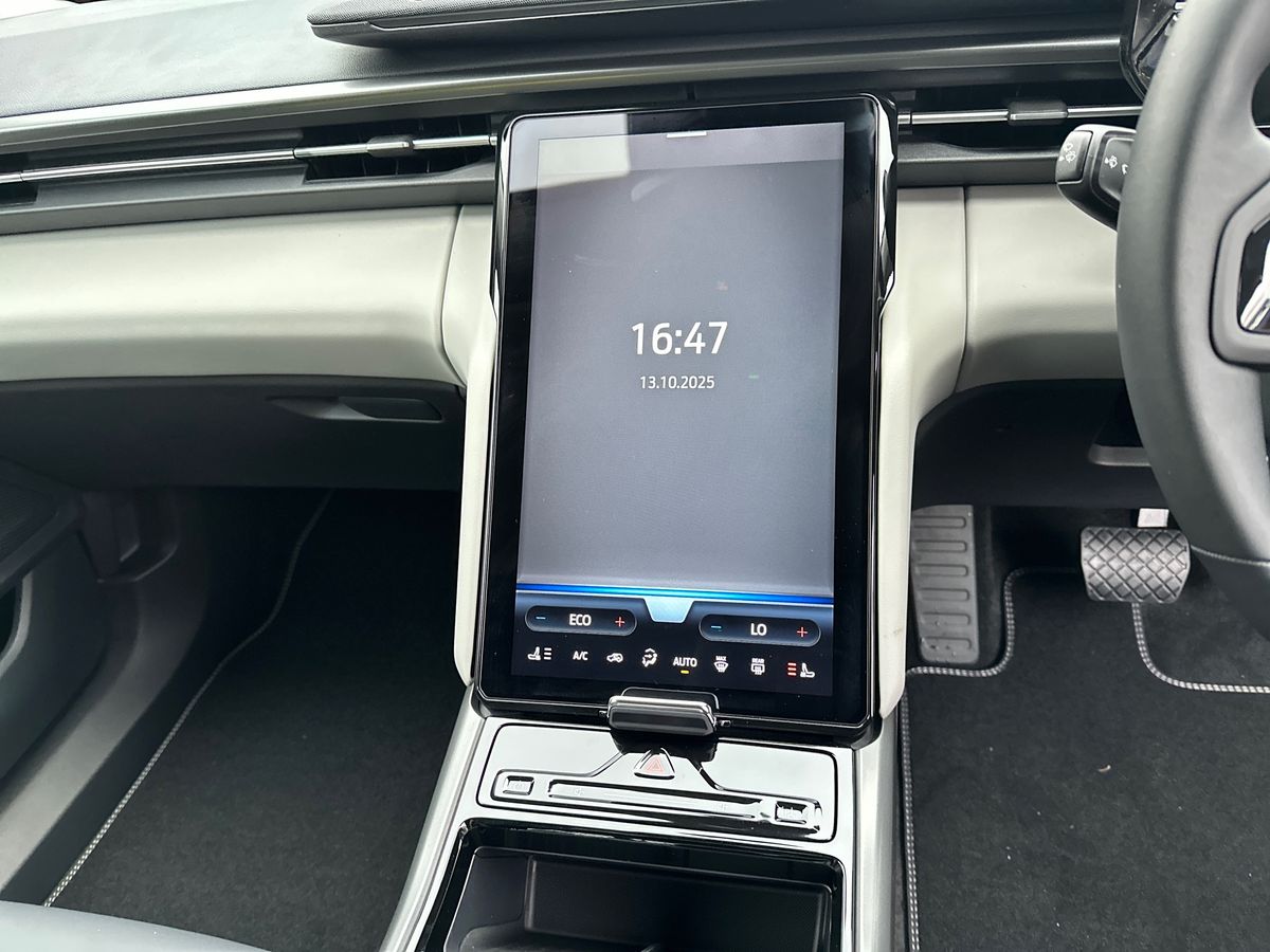 Used Ford Explorer 2025 for sale - 78055329: Photo 21