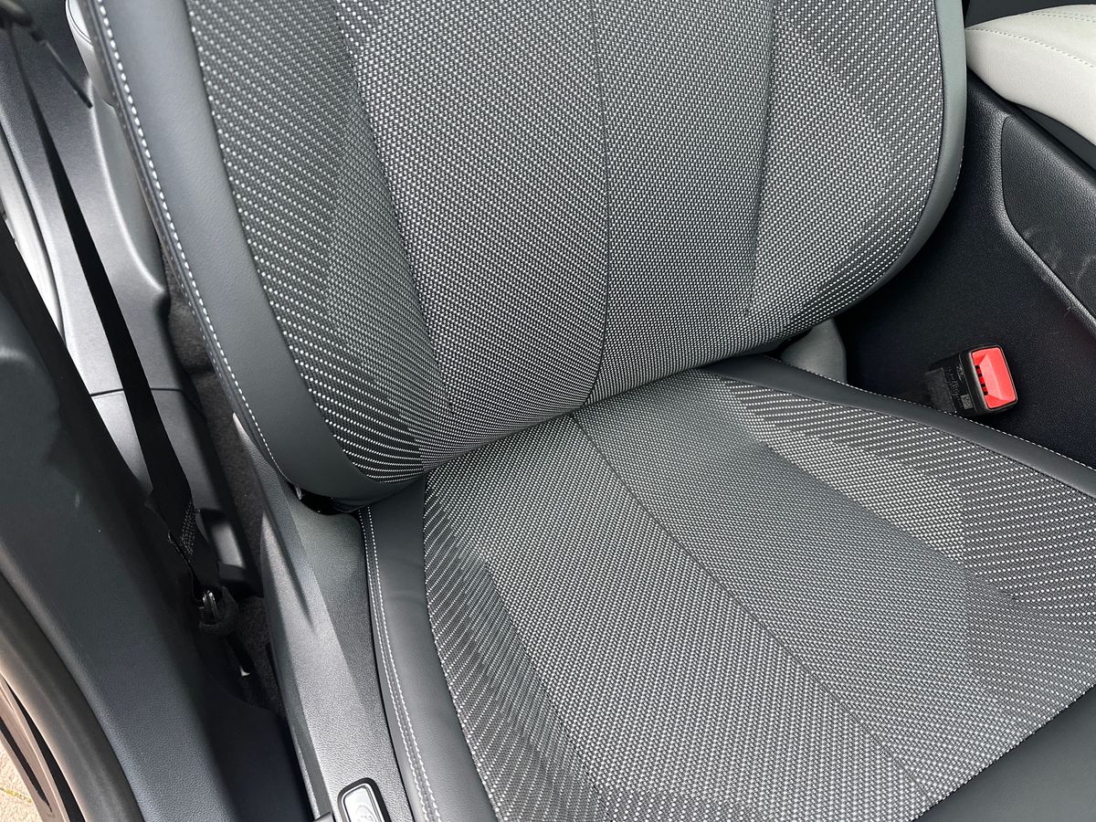 Used Ford Explorer 2025 for sale - 78055329: Photo 31