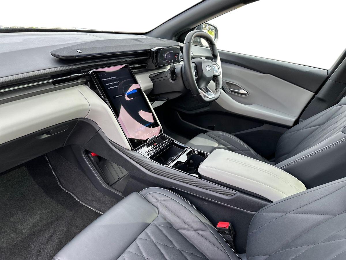 Used Ford Explorer 2025 for sale - 76355068: Photo 11