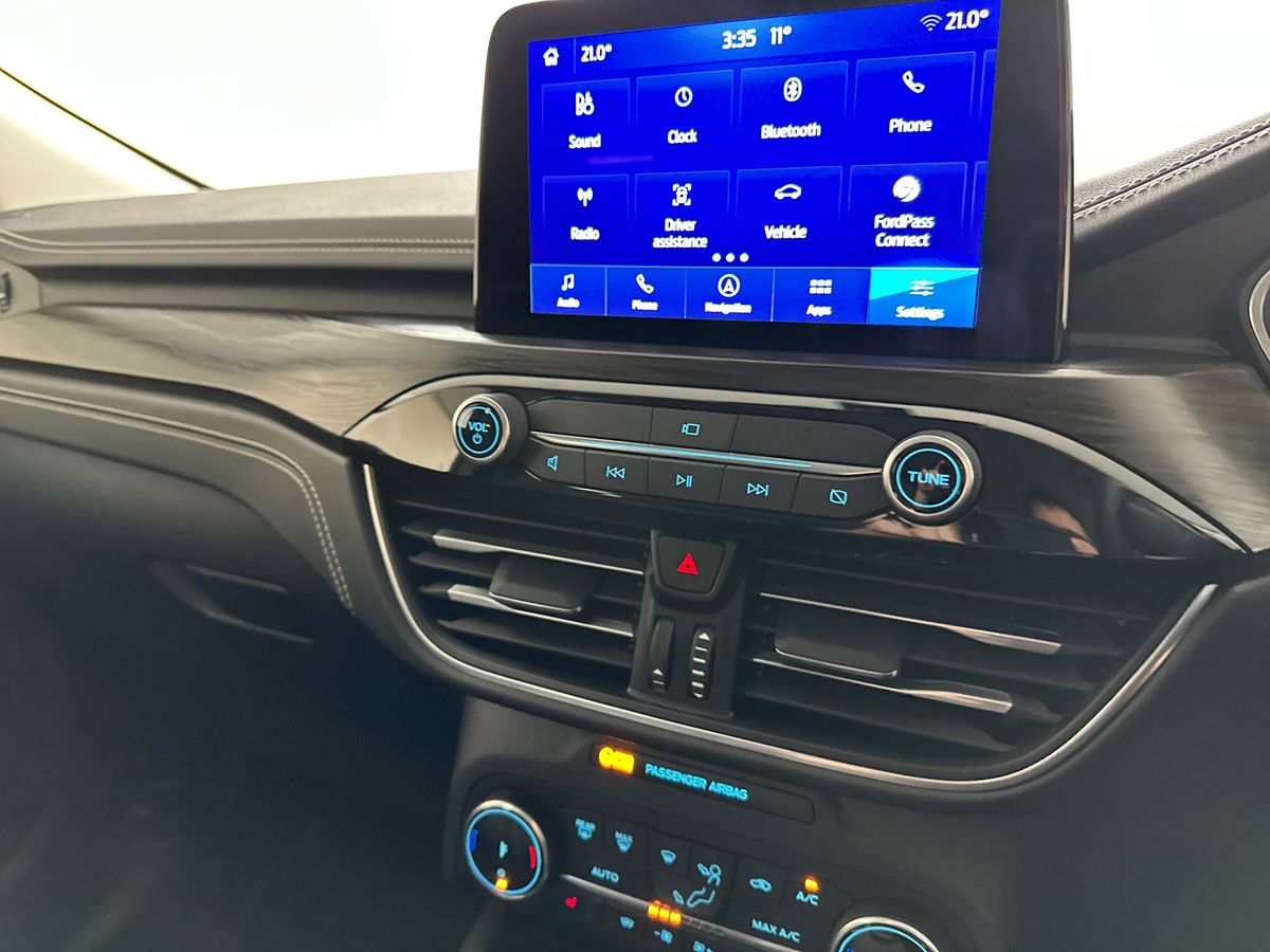 2024 Ford Kuga 5Dr Vignale 2.5 PHEV 225PS 2WD Auto Estate Petrol Parallel PHEV A - Picture 22 of 24
