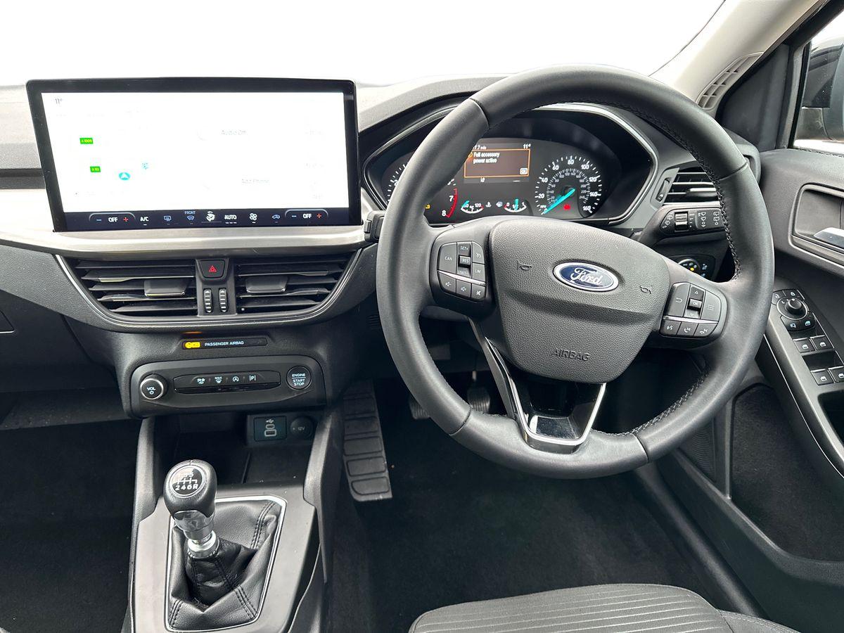 Used Ford Focus 2022 for sale - 76273032: Photo 16