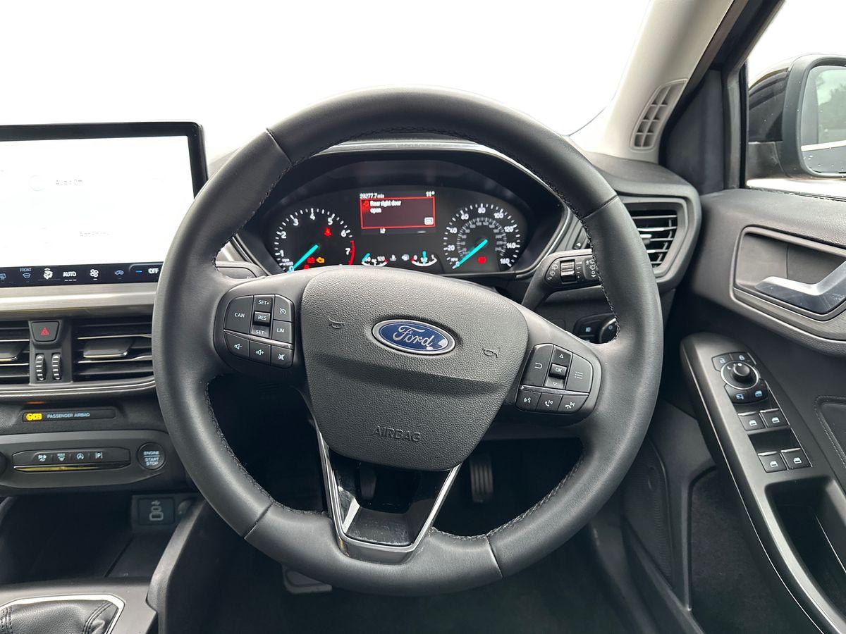 Used Ford Focus 2022 for sale - 76273032: Photo 17