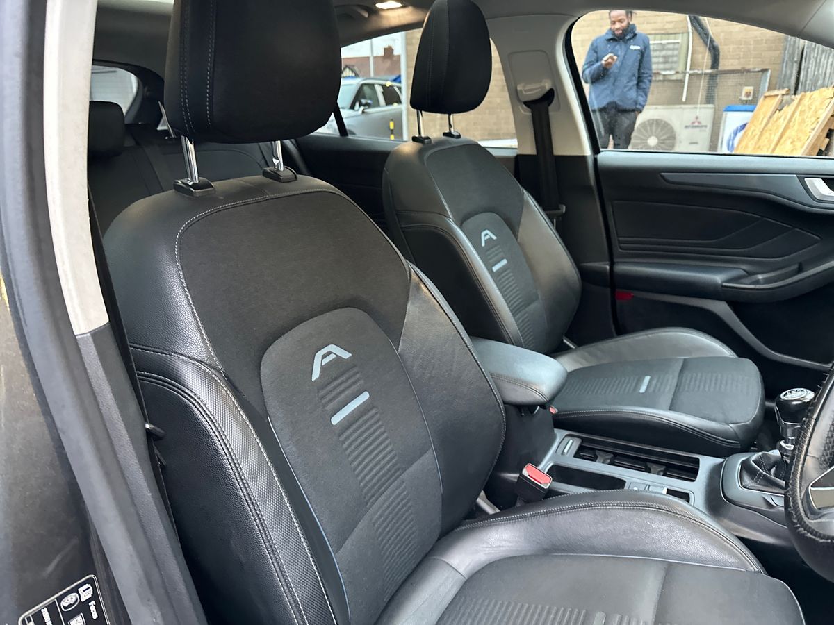 Used Ford Focus 2019 for sale - 76691571: Photo 12