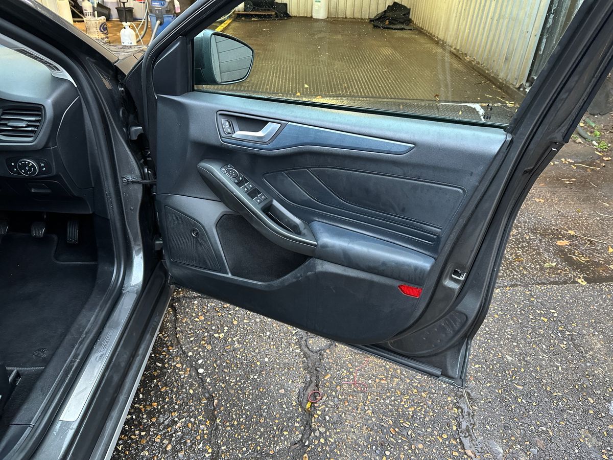 Used Ford Focus 2019 for sale - 76691571: Photo 35