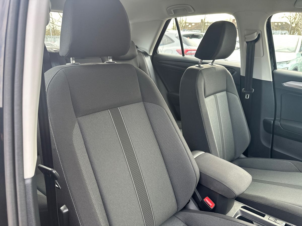 Used Volkswagen T-Roc 2023 for sale - 77903215: Photo 12