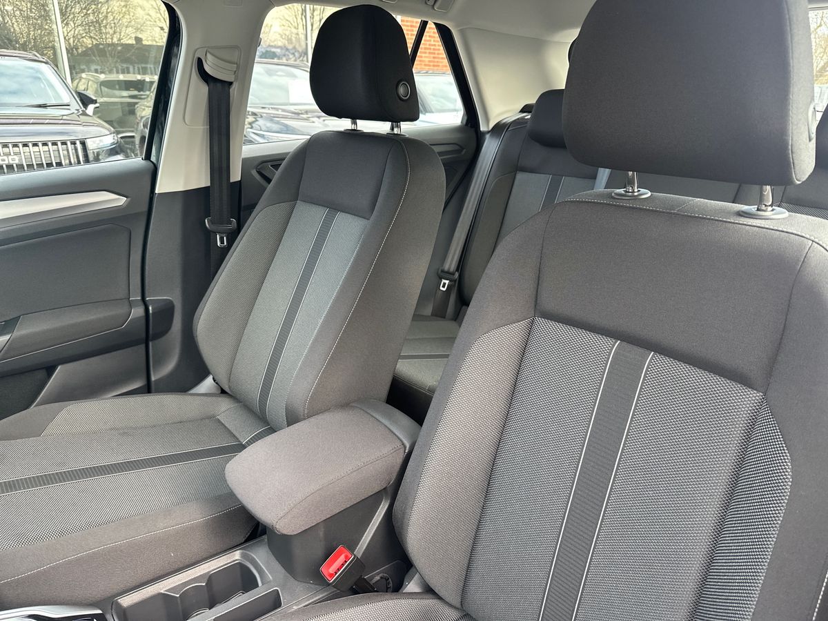 Used Volkswagen T-Roc 2023 for sale - 77903215: Photo 13