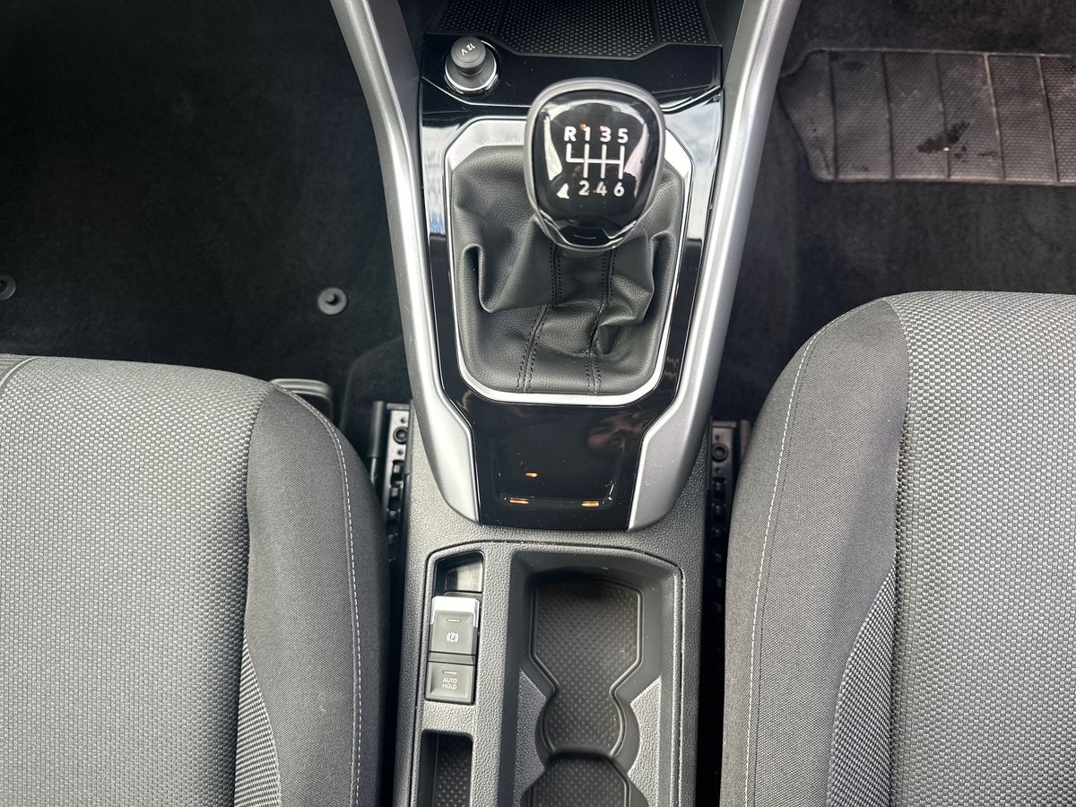 Used Volkswagen T-Roc 2023 for sale - 77903215: Photo 28