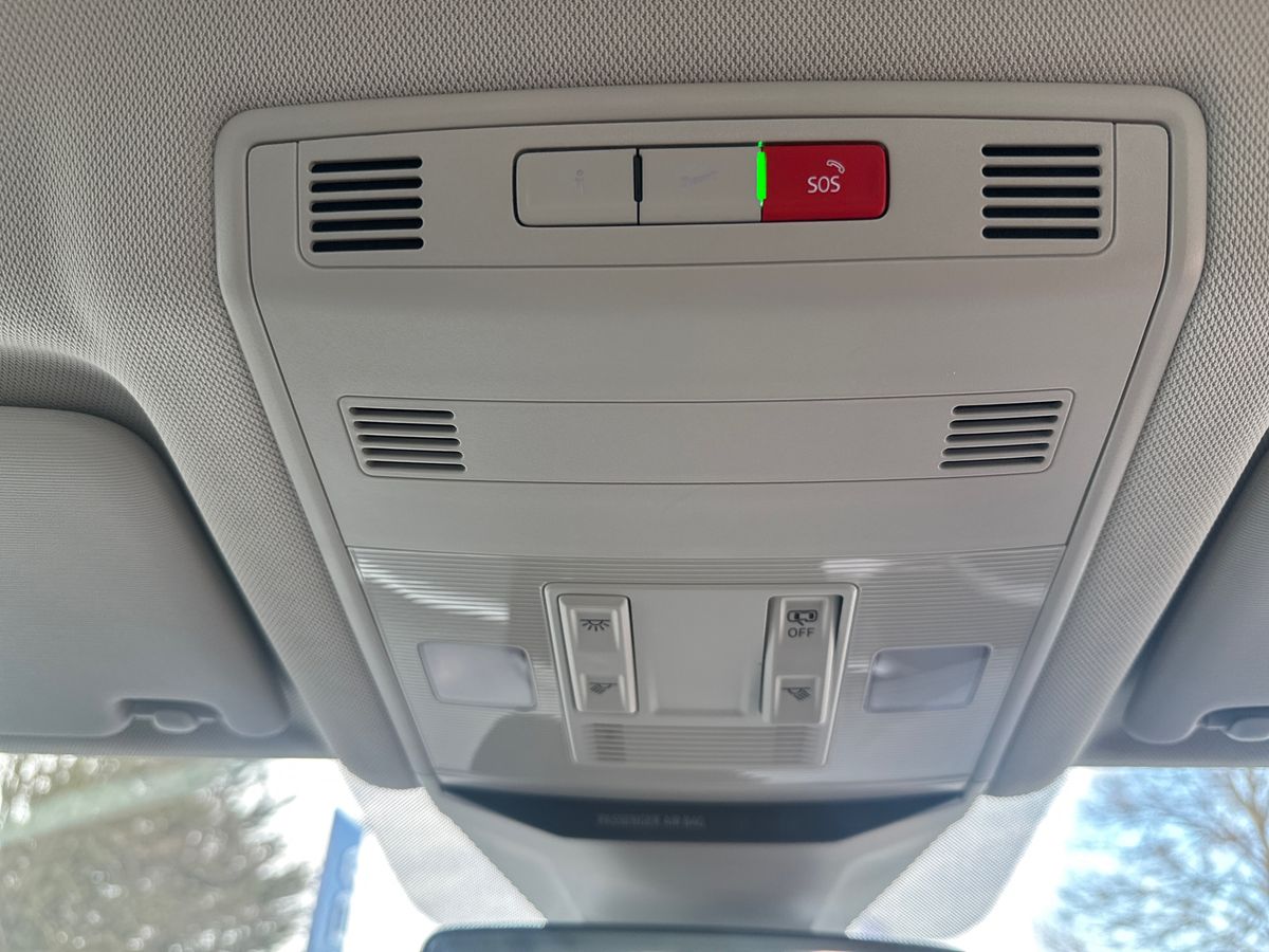 Used Volkswagen T-Roc 2023 for sale - 77903215: Photo 29