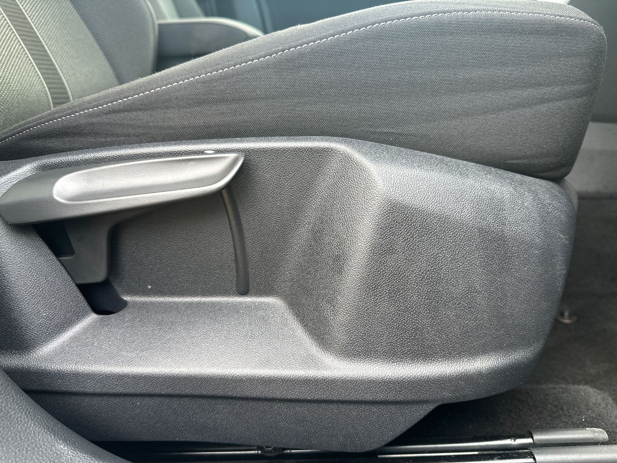 Used Volkswagen T-Roc 2023 for sale - 77903215: Photo 30