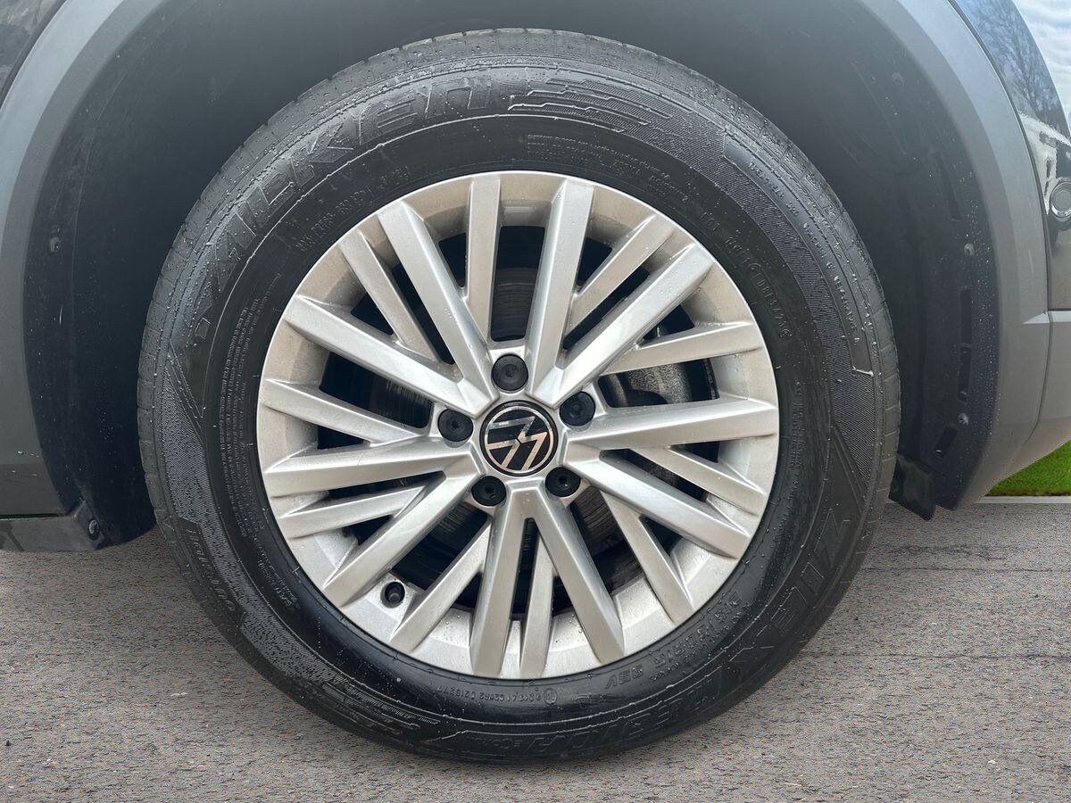 Used Volkswagen T-Roc 2023 for sale - 77903215: Photo 9