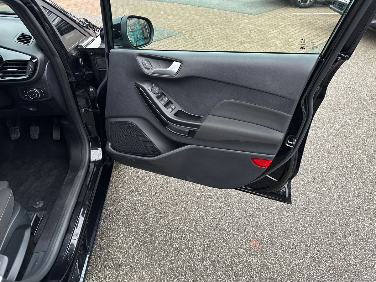 Used Ford Fiesta 2023 for sale - 76602846: Photo 35