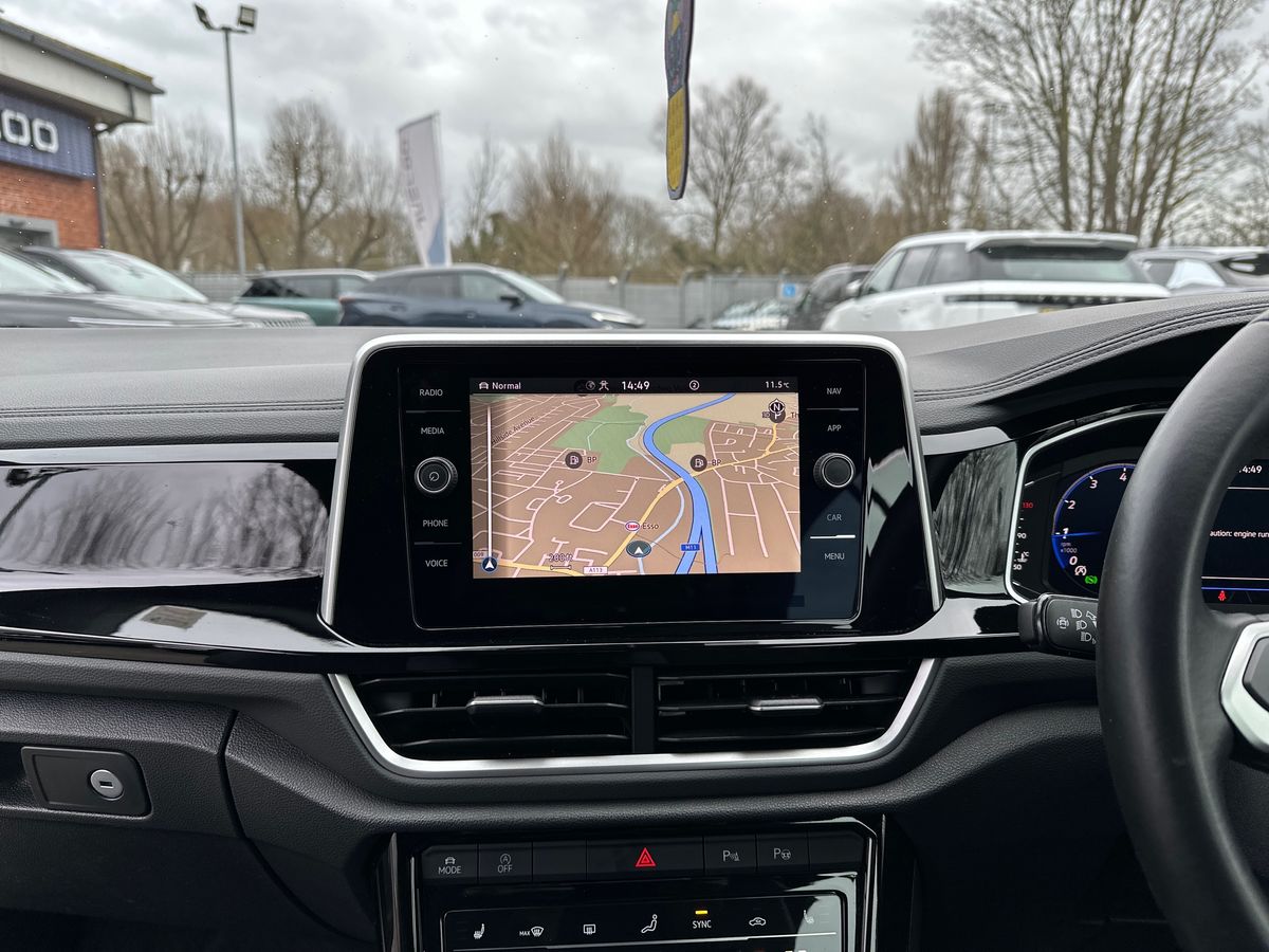 Used Volkswagen T-Roc 2023 for sale - 77565441: Photo 18