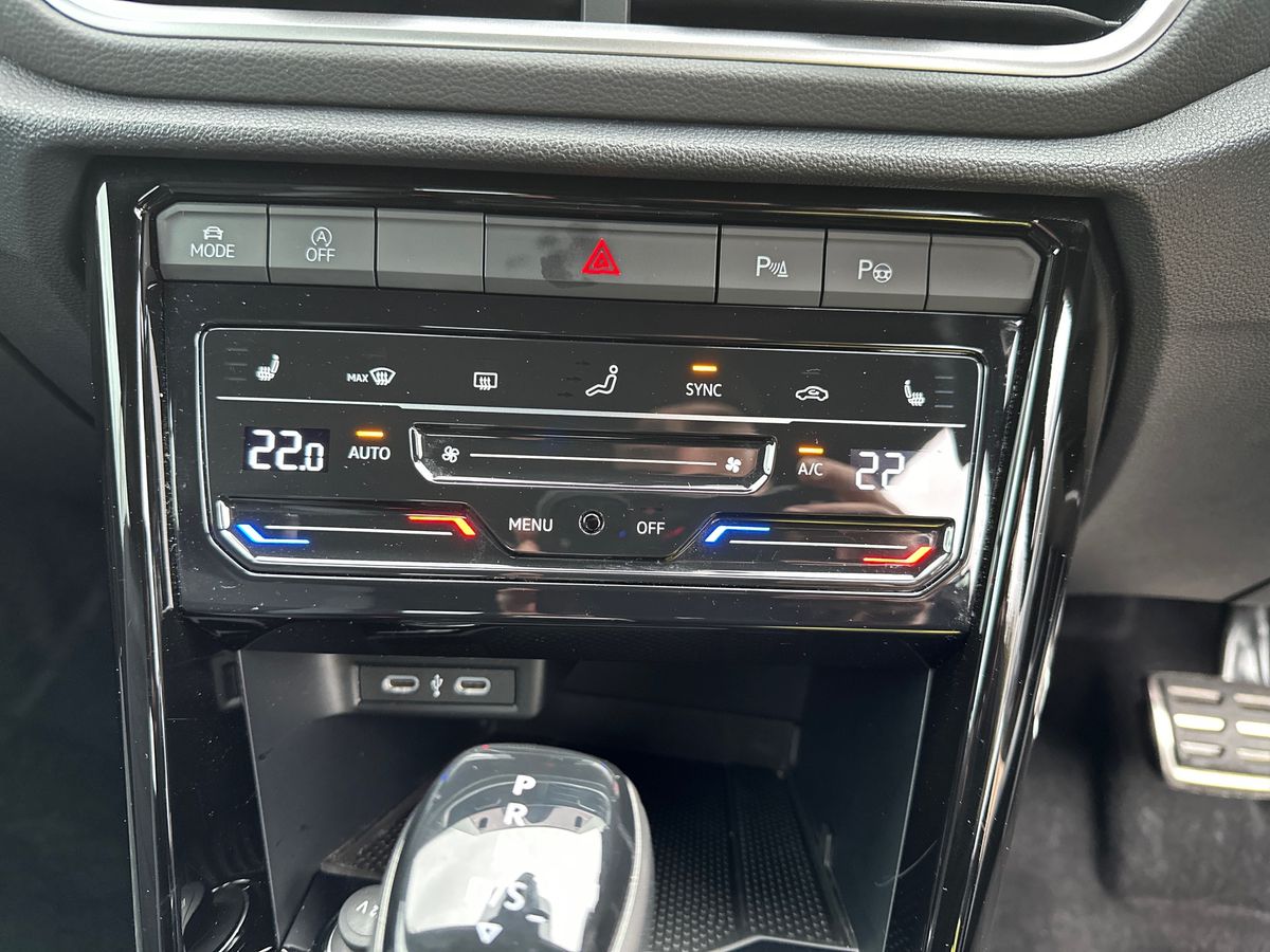 Used Volkswagen T-Roc 2023 for sale - 77565441: Photo 22