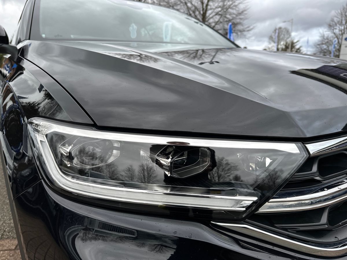 Used Volkswagen T-Roc 2023 for sale - 77565441: Photo 32