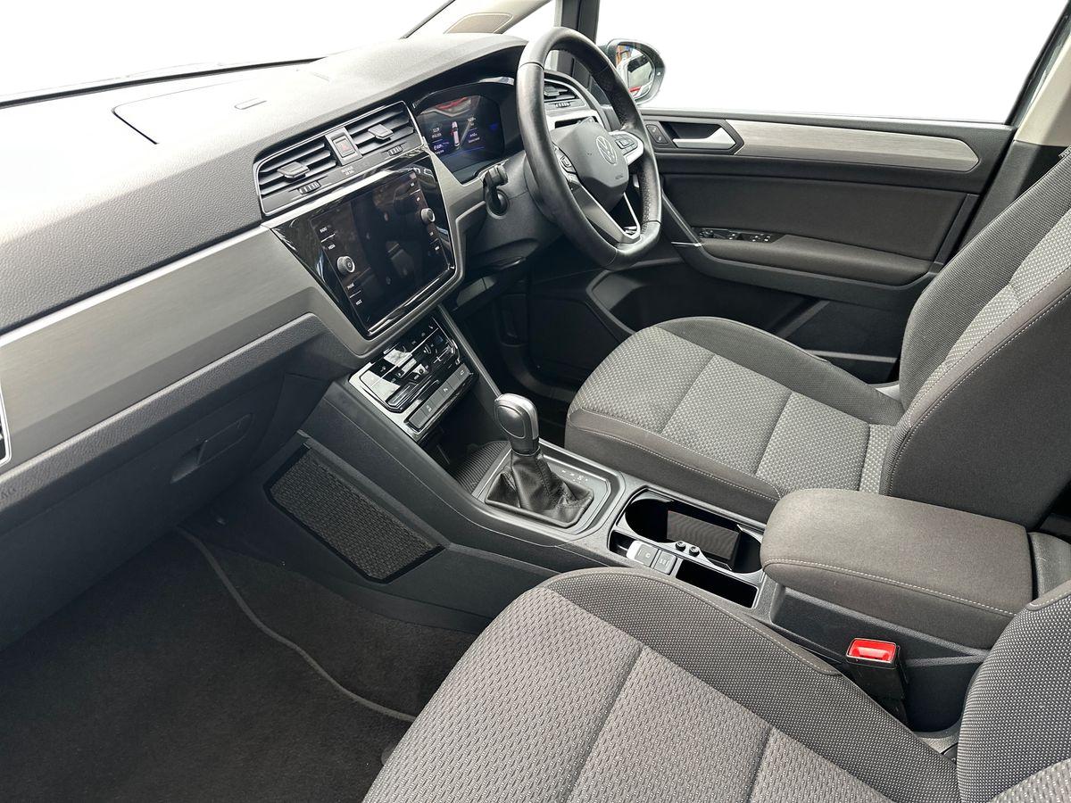 Used Volkswagen Touran 2024 for sale - 77492638: Photo 11