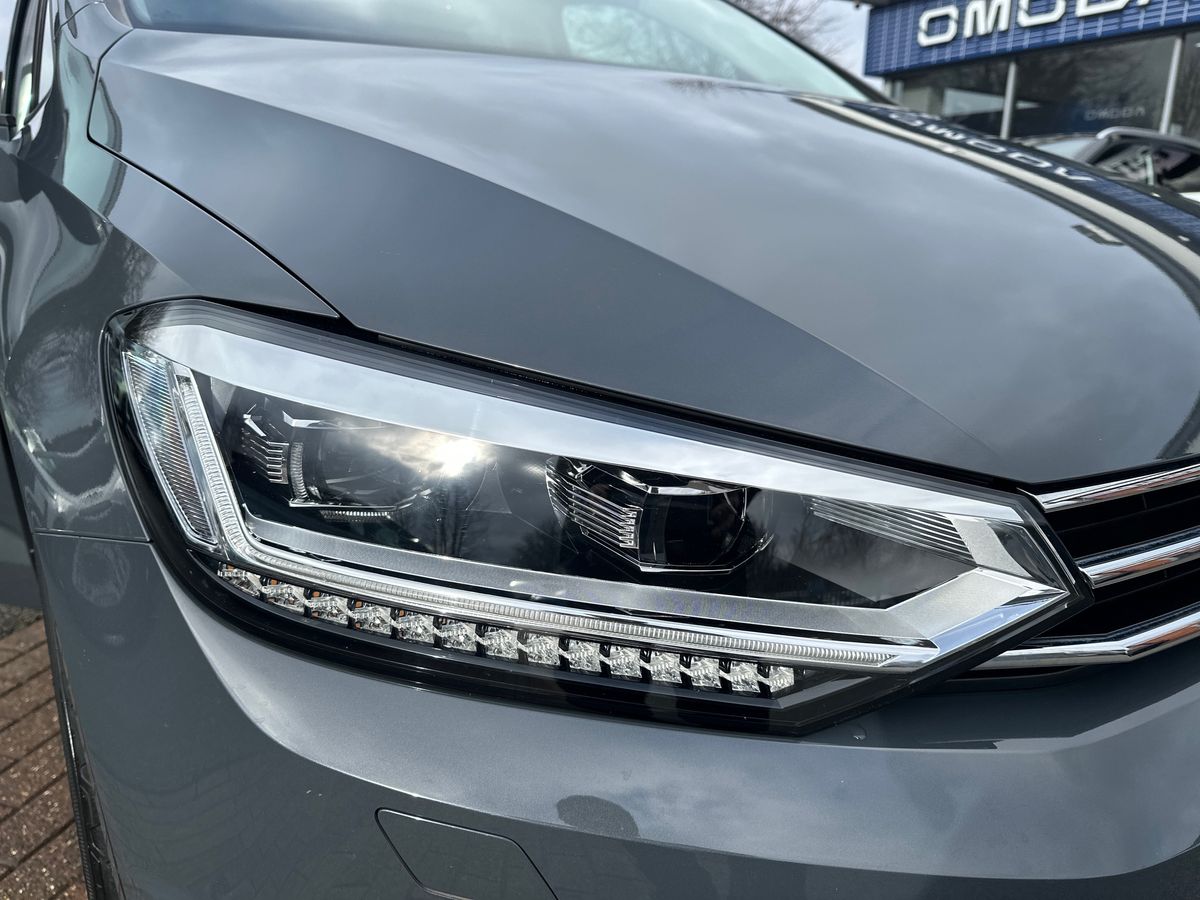 Used Volkswagen Touran 2024 for sale - 77492638: Photo 32