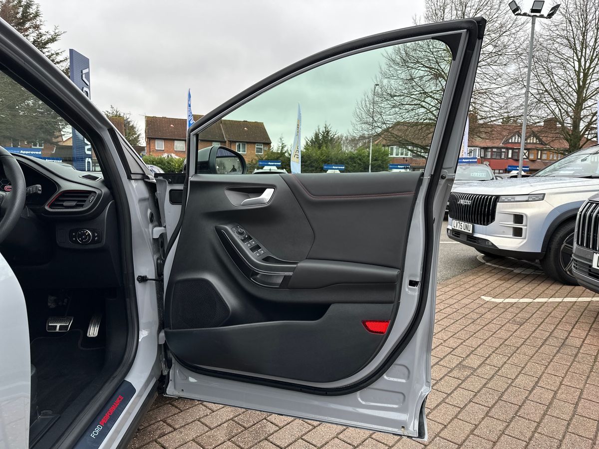 Used Ford Puma 2023 for sale - 77552290: Photo 35