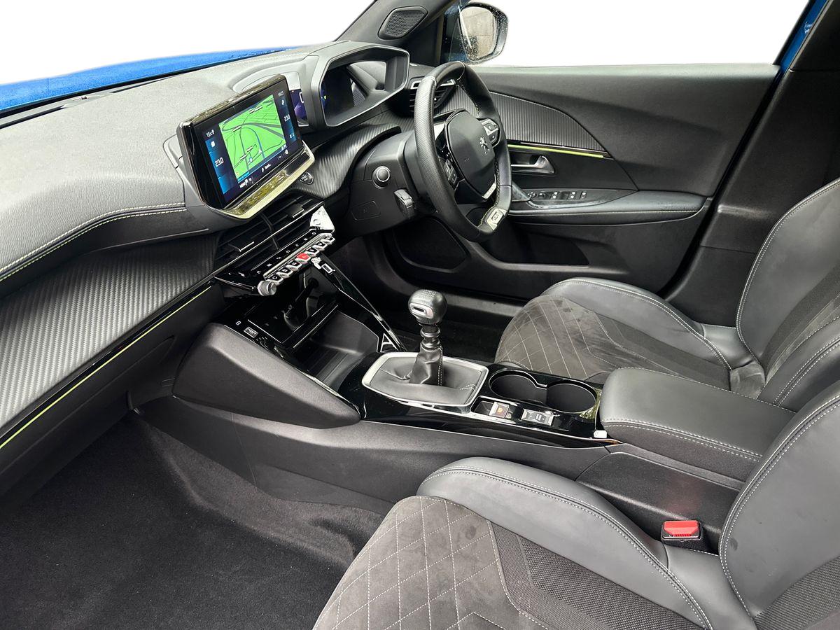 Used Peugeot 2008 2021 for sale - 76872868: Photo 11