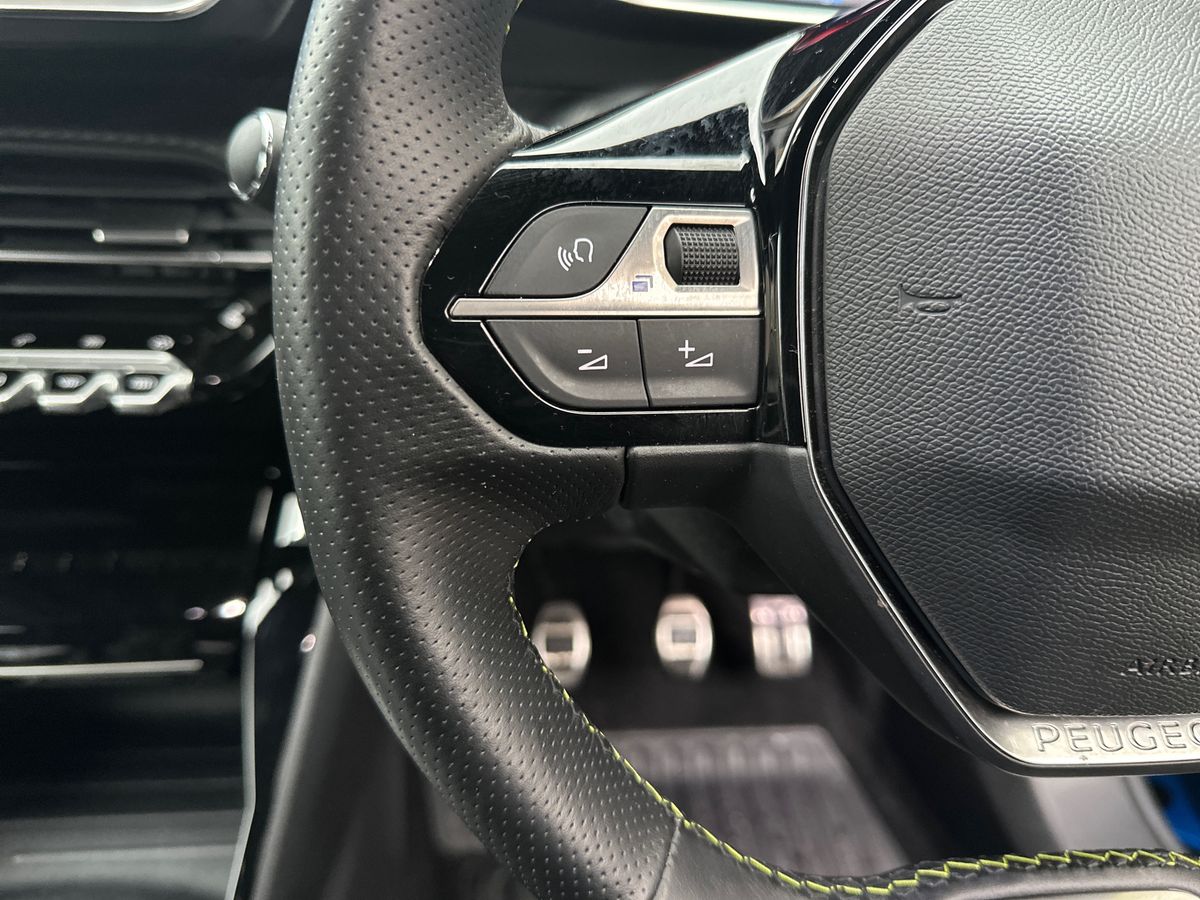 Used Peugeot 2008 2021 for sale - 76872868: Photo 26