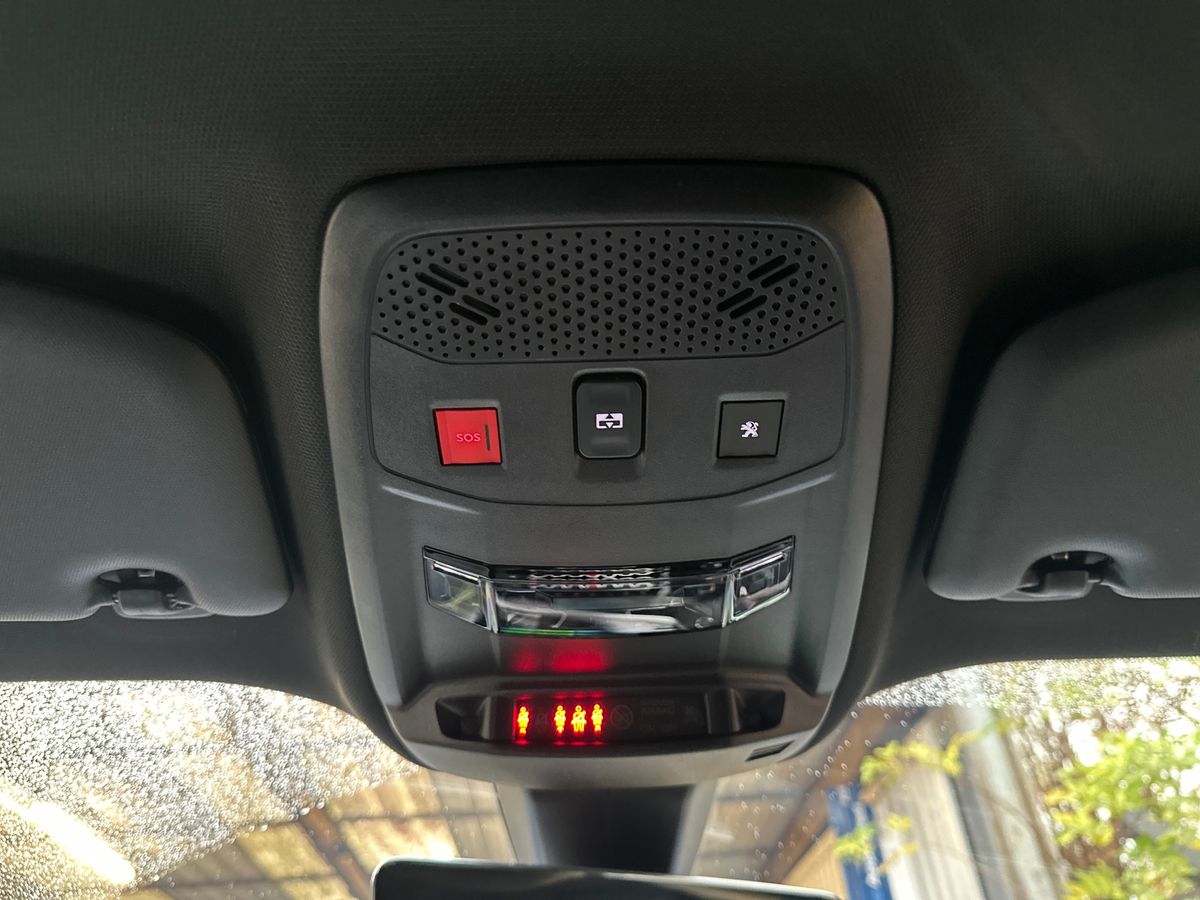 Used Peugeot 2008 2021 for sale - 76872868: Photo 29