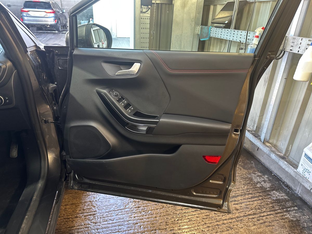 Used Ford Puma 2023 for sale - 76738299: Photo 35