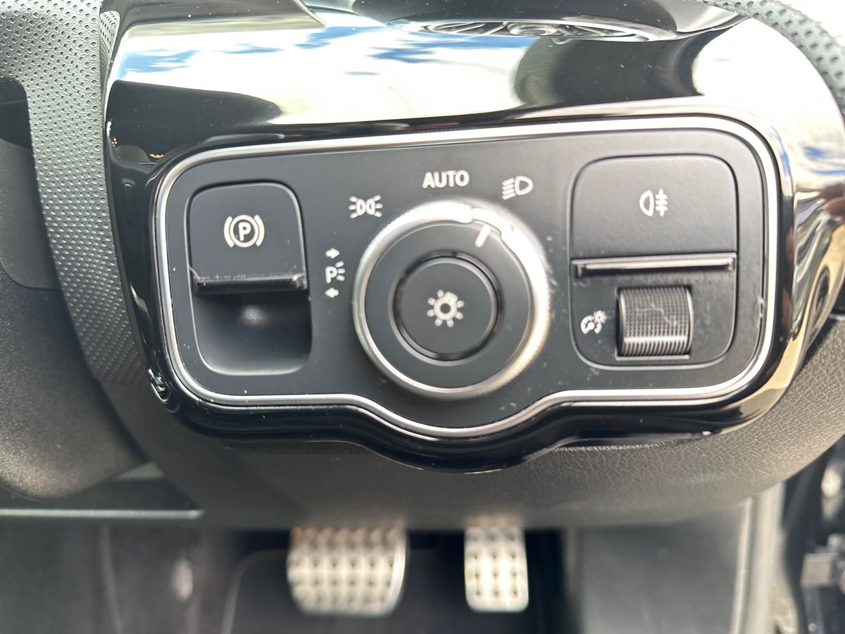 Used Mercedes-Benz A-Class 2019 for sale - 78165632: Photo 23