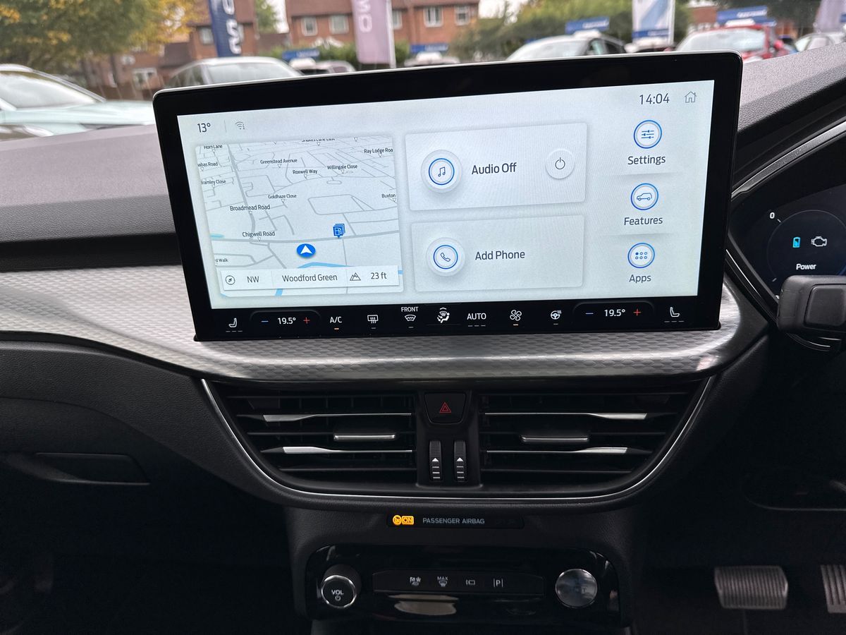 Used Ford Kuga 2024 for sale - 76851230: Photo 19