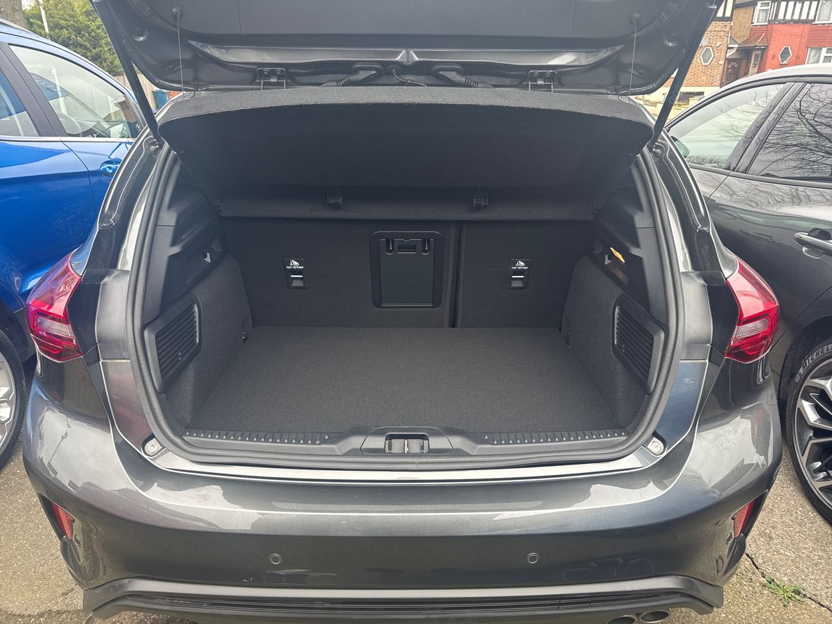 Used Ford Focus 2024 for sale - 77890055: Photo 34