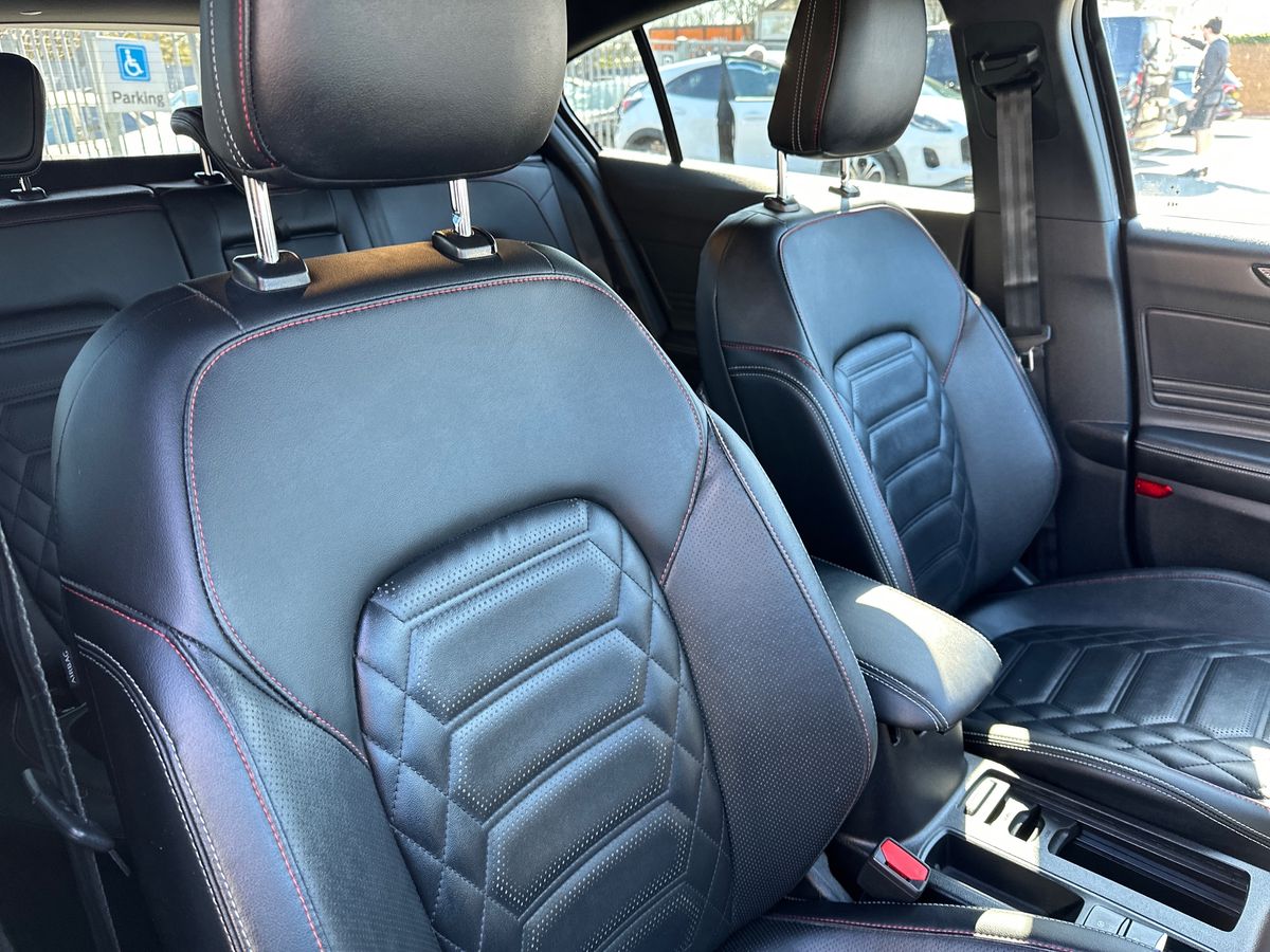 Used Ford Focus 2023 for sale - 77934277: Photo 12