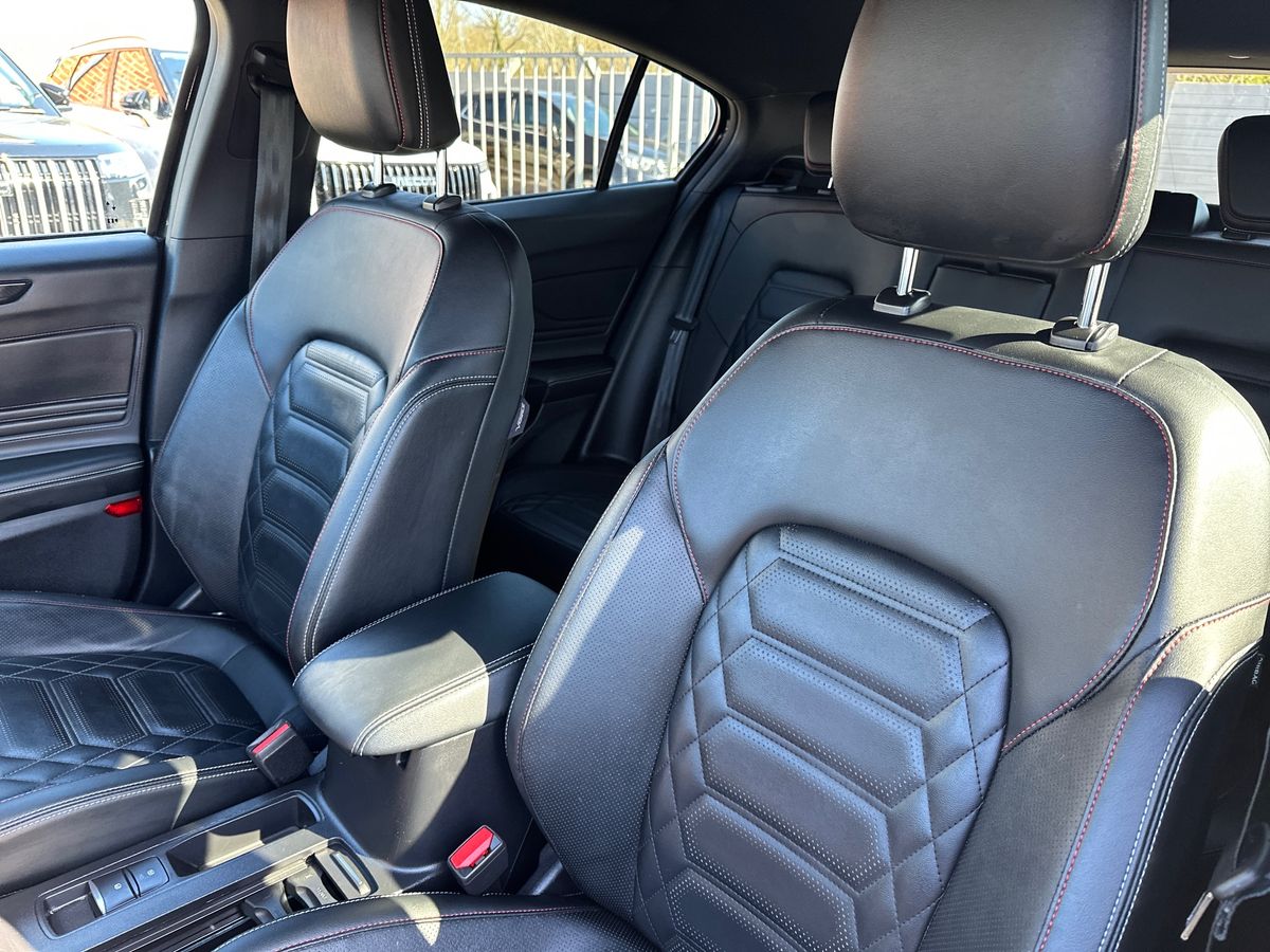 Used Ford Focus 2023 for sale - 77934277: Photo 13