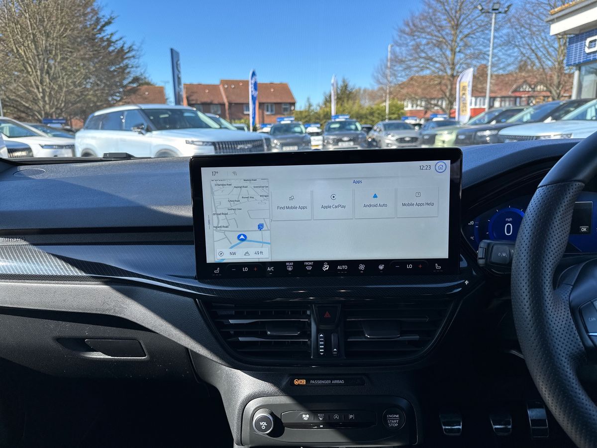 Used Ford Focus 2023 for sale - 77934277: Photo 18