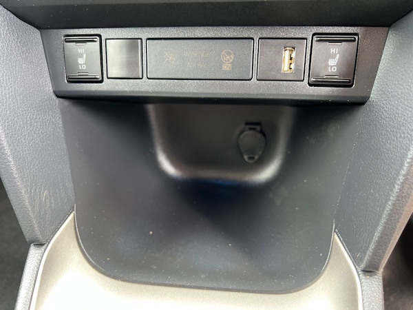 Used Toyota Yaris Cross 2023 for sale - 76099953: Photo 24