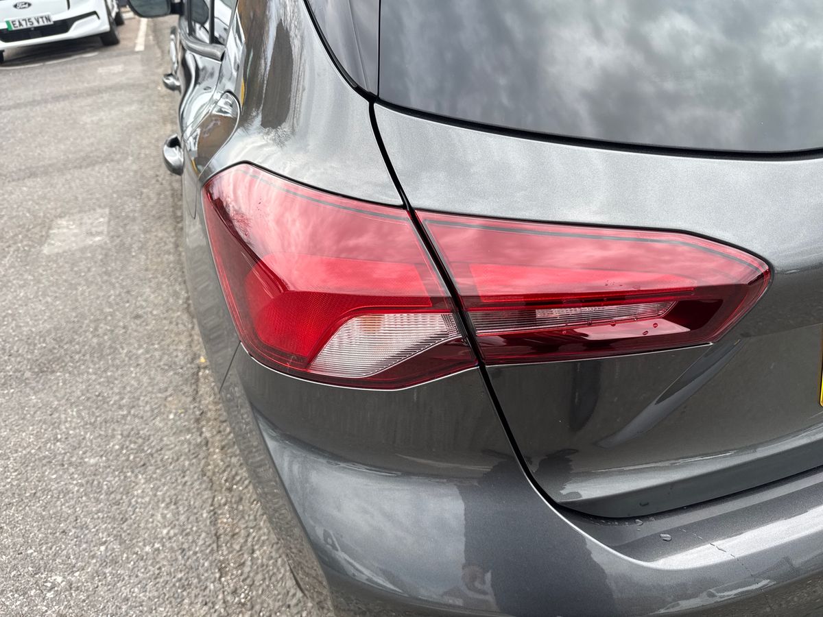 Used Ford Focus 2022 for sale - 76717231: Photo 33