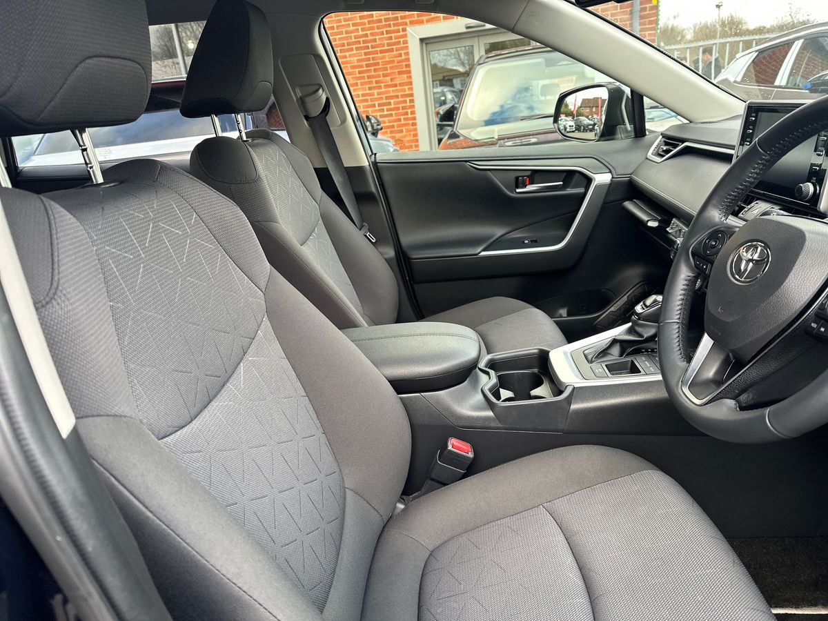 Used Toyota RAV4 2020 for sale - 77300395: Photo 12