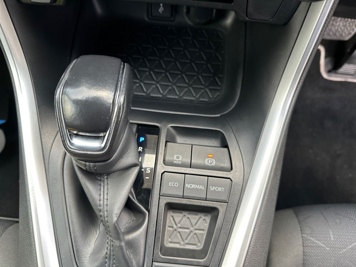 Used Toyota RAV4 2020 for sale - 77300395: Photo 28