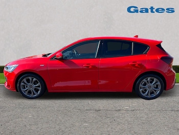 Used Ford Focus 2022 for sale - 76717289: Photo