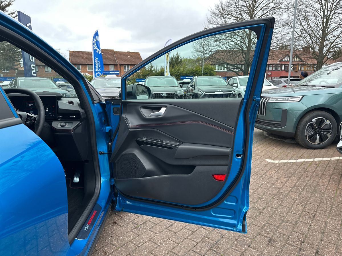 Used Ford Puma 2025 for sale - 78123216: Photo 35