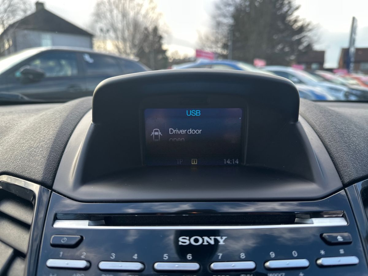 Used Ford Fiesta 2017 for sale - 77316073: Photo 19